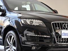 奥迪(进口) 奥迪Q7 3.0T AT 车辆右前大灯45度视角