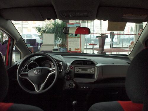 广汽本田 飞度 1.3L MT 中控台整体