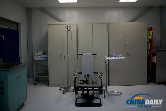 ������Ħ�����ڲ��պ����ع� ǿ��ιʳ����ɭ�ֲ�