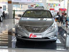 �����ִ�����������13.89�� ����20̨