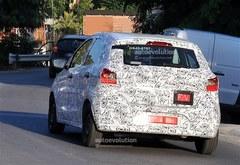 为为Ka换代 福特神秘小型车谍照曝光