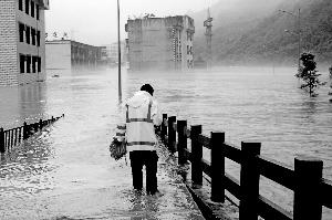 北川老县城“5·12”地震遗址全部被淹,最深处水深超过7米。