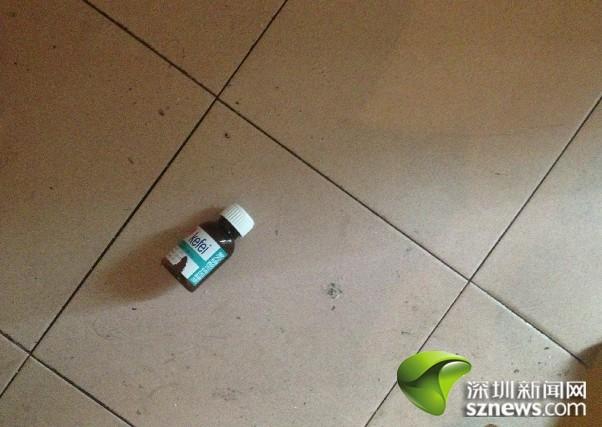 "可非"是目前止咳水中最贵的一种,60ml的一小瓶要60块.