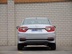 �������� 1.8L �Զ� ��������β���ӽ�