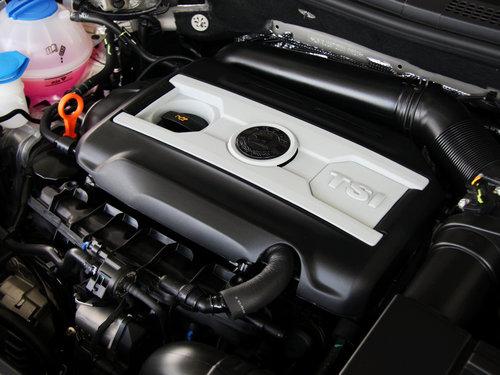 ˹�´� 1.8TSI �Զ� ��̥����