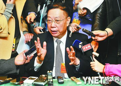 2013��ȫ�������ϣ��ƽ�����ڽ��ܼ��߲ɷ� ��ͼ/CFP