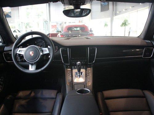 ��ʱ�� Panamera Turbo �п�̨����