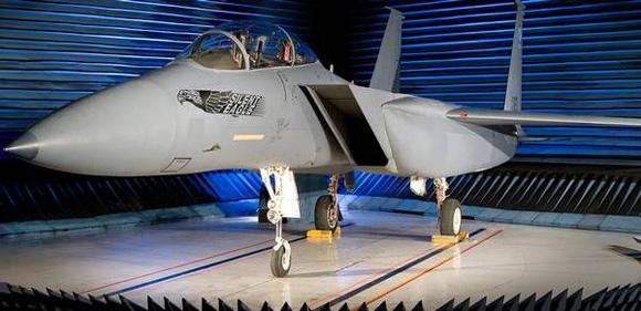 资料图:F-15SE“沉默鹰”式战斗机