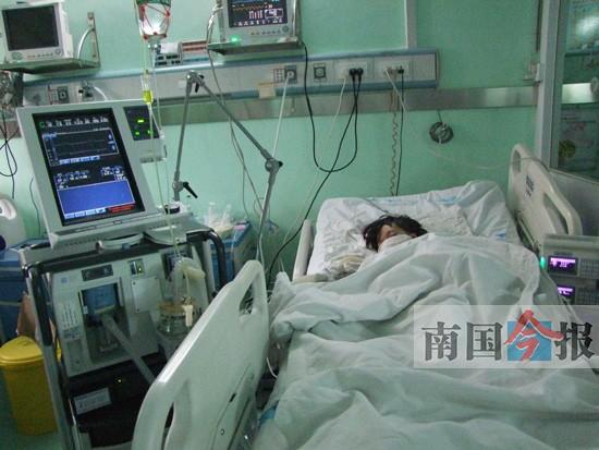 父母亡家境贫寒 孤女中耳炎恶化为脑膜炎命悬一线