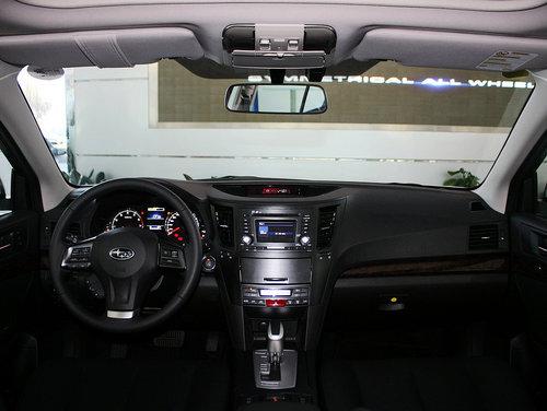 ˹��³ ��ʨ 2.5L CVT �п�̨����