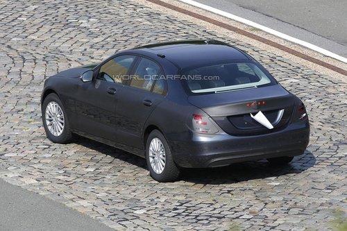 曝奔驰全新2014款C级谍照 明年正式亮相