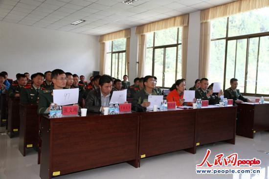 �����Ƕ��߼�վ���е���Ⱥ��·�߽���ʵ����ݽ�������4��