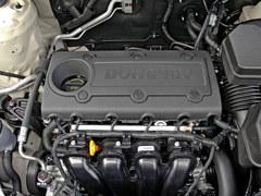 索兰托店内有现车销售 购车送1万元礼包