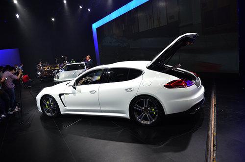 全新保时捷Panamera 售113.80-268.80万