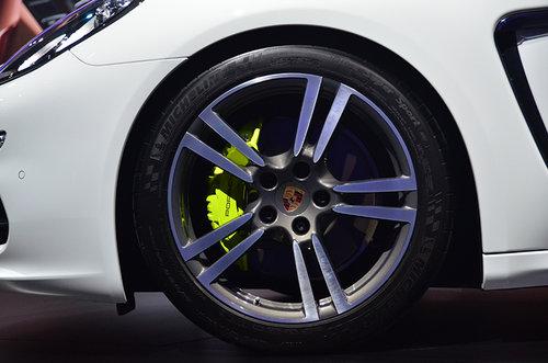 全新保时捷Panamera 售113.80-268.80万