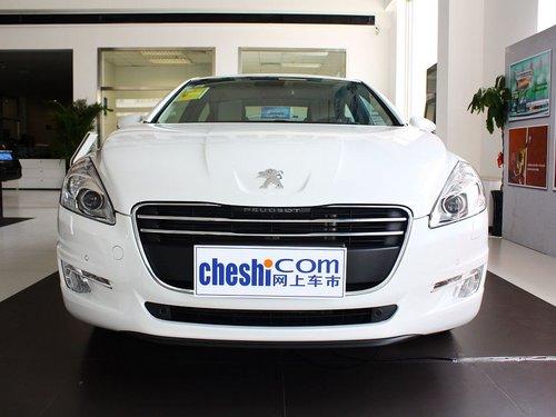 东风标致 2.3L 自动 车头正面视角