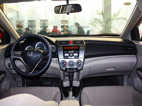 �������� �淶 1.5L AT �п�̨����