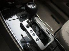 一汽马自达 MAZDA6 2.0 AT 挂档把手特写