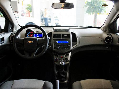 ѩ���� ���� 1.4 SL �ֶ� �п�̨����