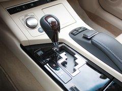 雷克萨斯 2.5 自动 挂档把手特写