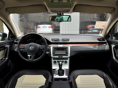 一汽-大众 3.0FSI DSG 中控台整体