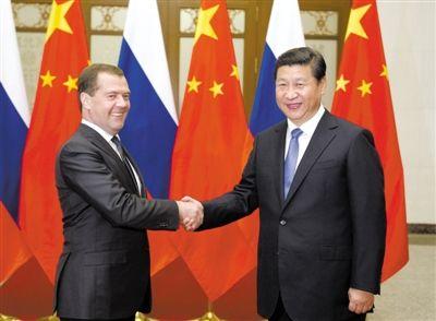 10��22�գ�������ϯϰ��ƽ�ڱ����������û������˹����÷��Τ�ܷ� �»��緢