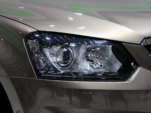 ˹�´� 1.8TSI DSG