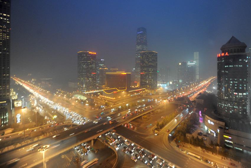 10��28��18ʱ���ң������������򶫳����ĳ����Ͷ����������򱱷���ĳ����ųɳ��ӡ��»��������������