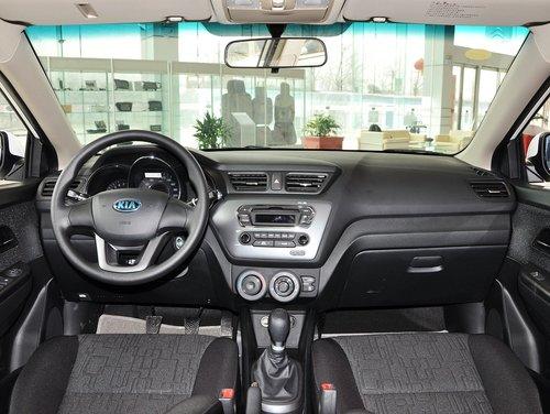 东风悦达起亚 三厢 1.4L 手动 中控台整体