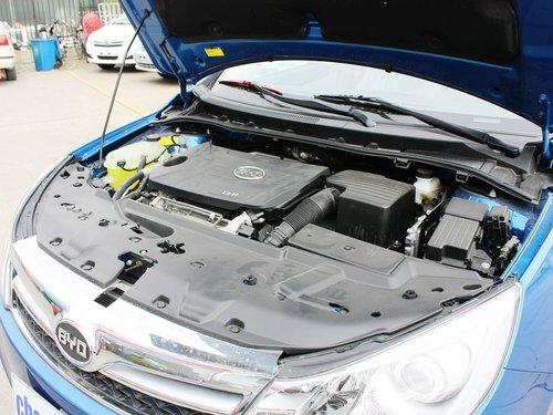 比亚迪 1.5T DCT 发动机主体特写