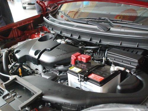 东风日产 奇骏 2.5L CVT 发动机主体特写
