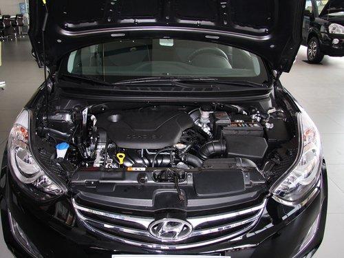 北京现代 1.6L 自动 发动机局部特写
