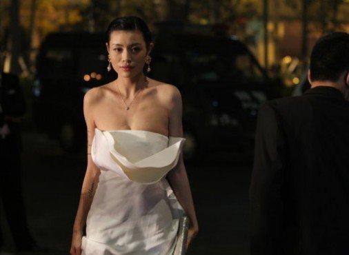 前妻葛荟婕:中国文化局应仔细考虑汪峰的存在