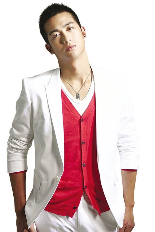 薇女郎杨子姗与台男星吴中天秘恋两年