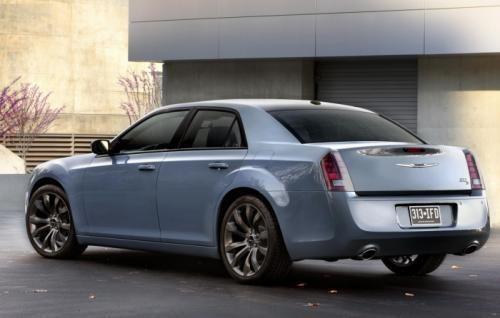 ������ɼ����չ ����˹����2014��300S