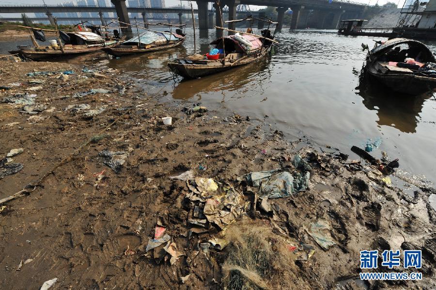 湖南浏阳河污水横流38个排污口直排污水图2