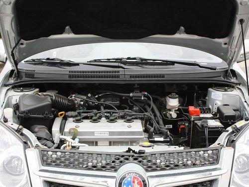 吉利英伦汽车 金刚 1.5 mt 发动机局部特写