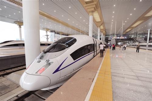 世界最快动车组将从桂林进京vip座可看电影
