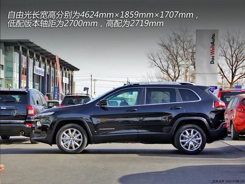 入门级差2万 JEEP自由光对比奔驰GLK