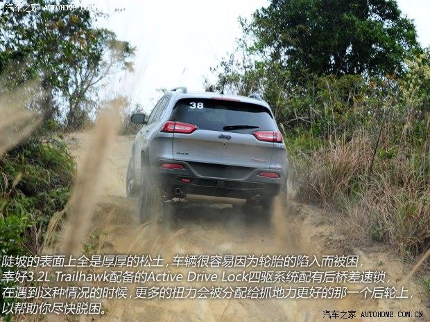 JeepJeep自由光2014款 3.2L Trailhawk