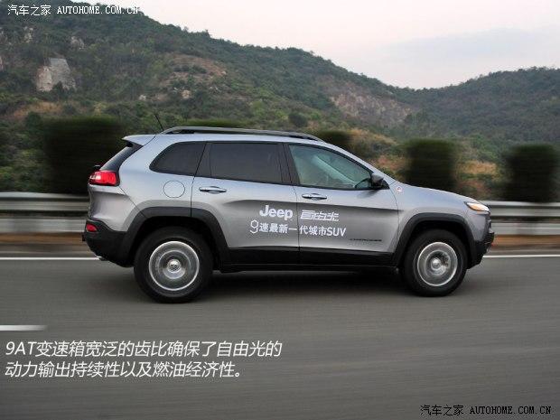 JeepJeep自由光2014款 3.2L Trailhawk
