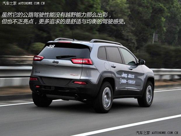 JeepJeep自由光2014款 3.2L Trailhawk