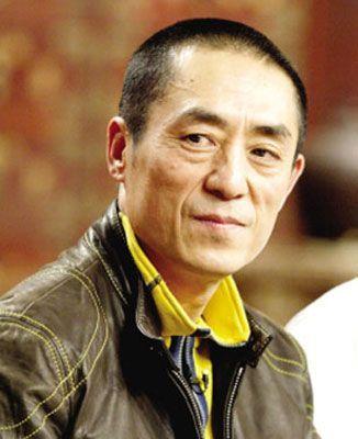张艺谋超生被罚748万余元 律师:此数额很正常