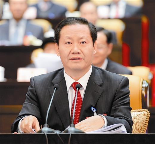 广西自治区十二届人大三次会议开幕