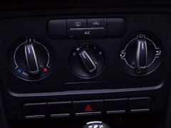 ���ڴ��ڼ׿ǳ�����Ż�6��Ԫ �����ֳ�