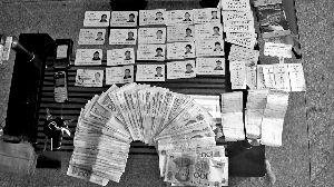 ר�����񾯴�÷ĳ��ס���ɻ�����