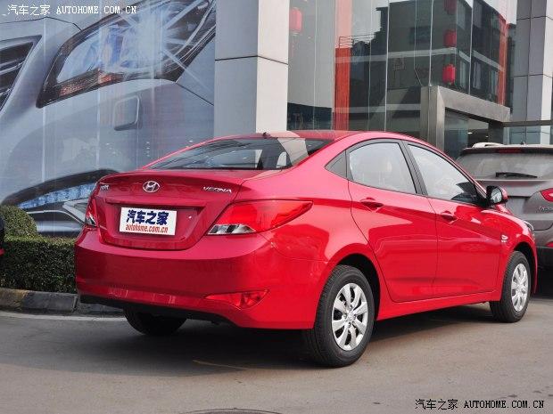 现代北京现代瑞纳2014款 三厢 1.4L 手动智能型GLS