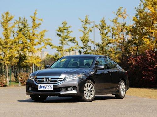 广汽本田 2.4L EX 车辆左前45度视角