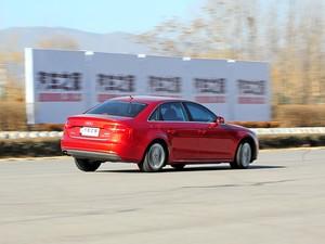 奥迪一汽-大众奥迪奥迪A4L2013款 35 TFSI 自动技术型