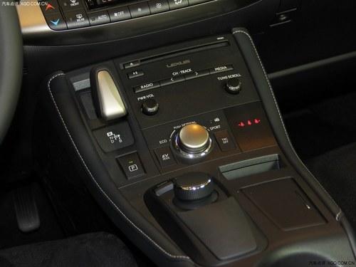 �ı䲻�� 2014���׿���˹CT200hʵ��